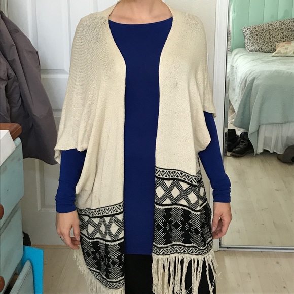 American Rag Sweaters - American Rag open poncho style cardigan